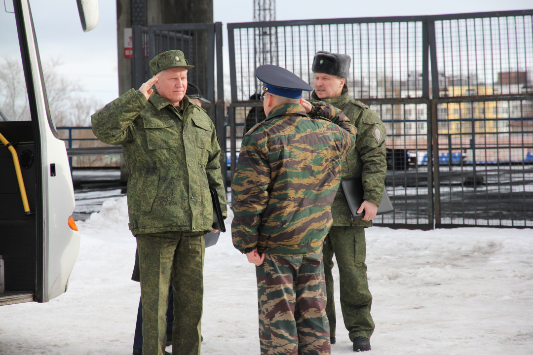 Руководитель оперативного штаба в Республике Карелия генерал-майор Барышев А.А. прибыл в район проведения учения