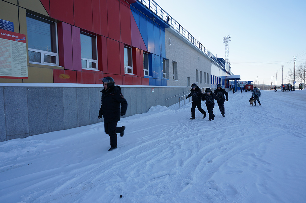 Работа сил и средств оперативного штаба в Сахалинской области во время происшествия