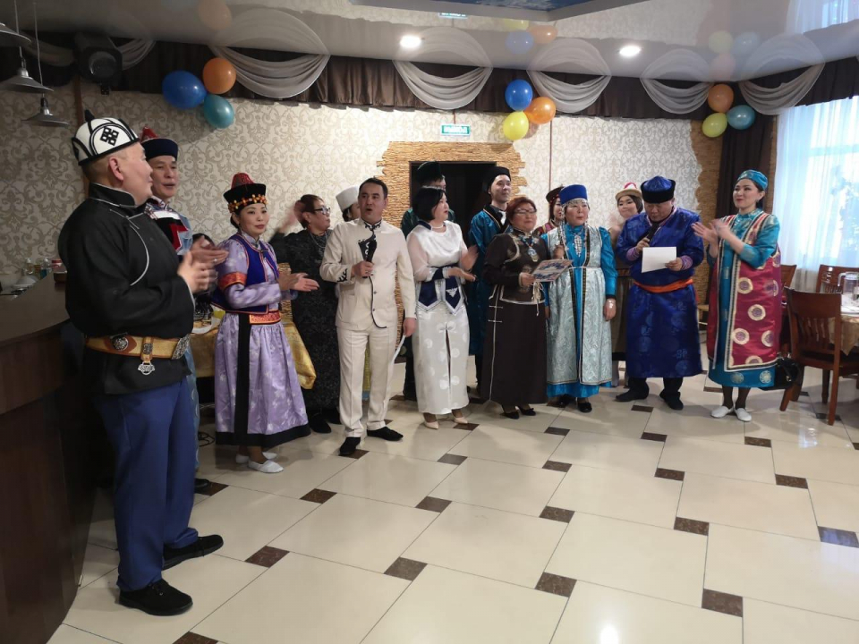 Представители Магаданской областной общественной организации «Бурятское землячество «Байкал»