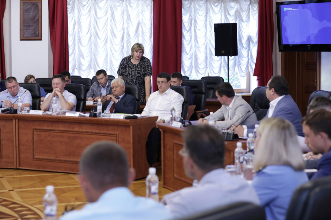 Безопасность учреждений образования и культуры обсудили на совместном заседании антитеррористической комиссии и оперативного штаба в Еврейской автономной области
