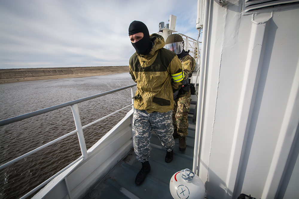 Оперативным штабом НАК в Хабаровском крае проведены тактико-специальные учения по пресечению теракта на объекте водного транспорта
