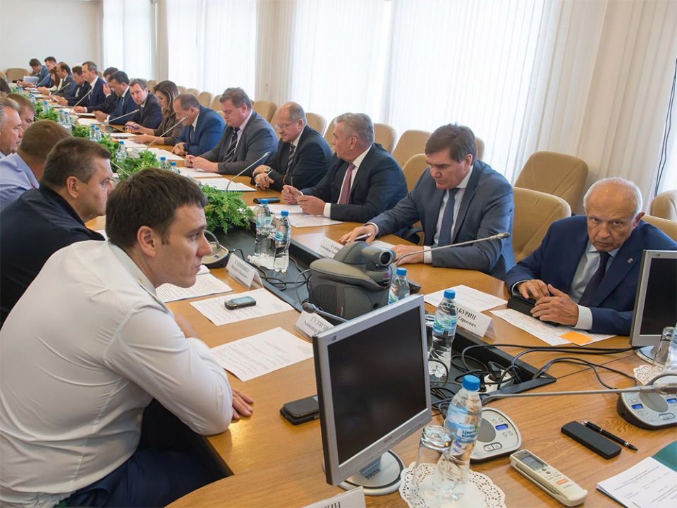 Участники заседания Антитеррористической комиссии в Калужской области 