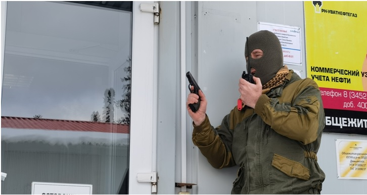Оперативный штаб в Тюменской области провел учения по пресечению условного теракта в Уватском районе Тюменской области