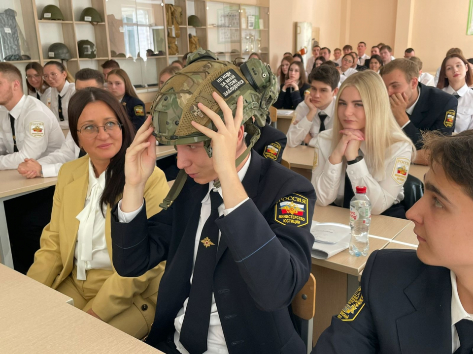 Проведен урок безопасности для студентов Средне-Волжского института