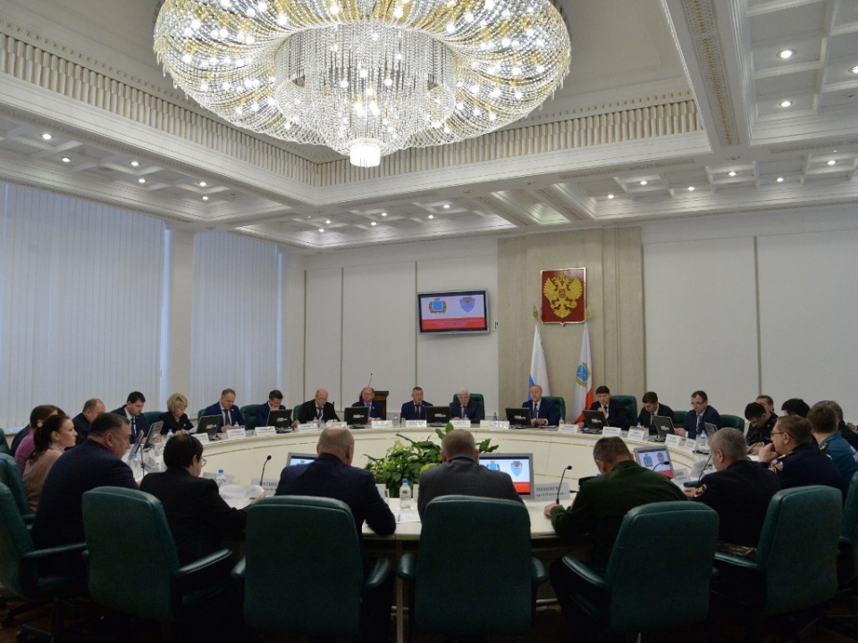 Внеочередное совместное заседание антитеррористической комиссии и оперативного штаба в Саратовской области