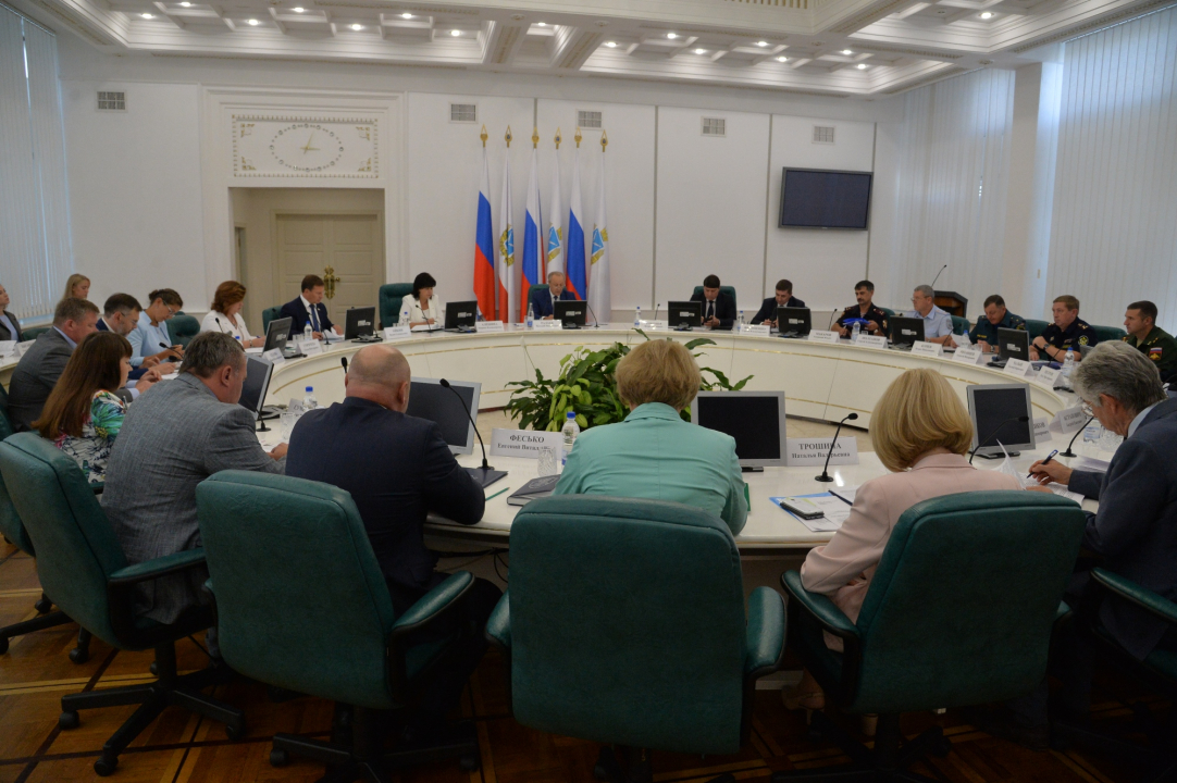 Очередное совместное заседание антитеррористической комиссии и оперативного штаба в Саратовской области
