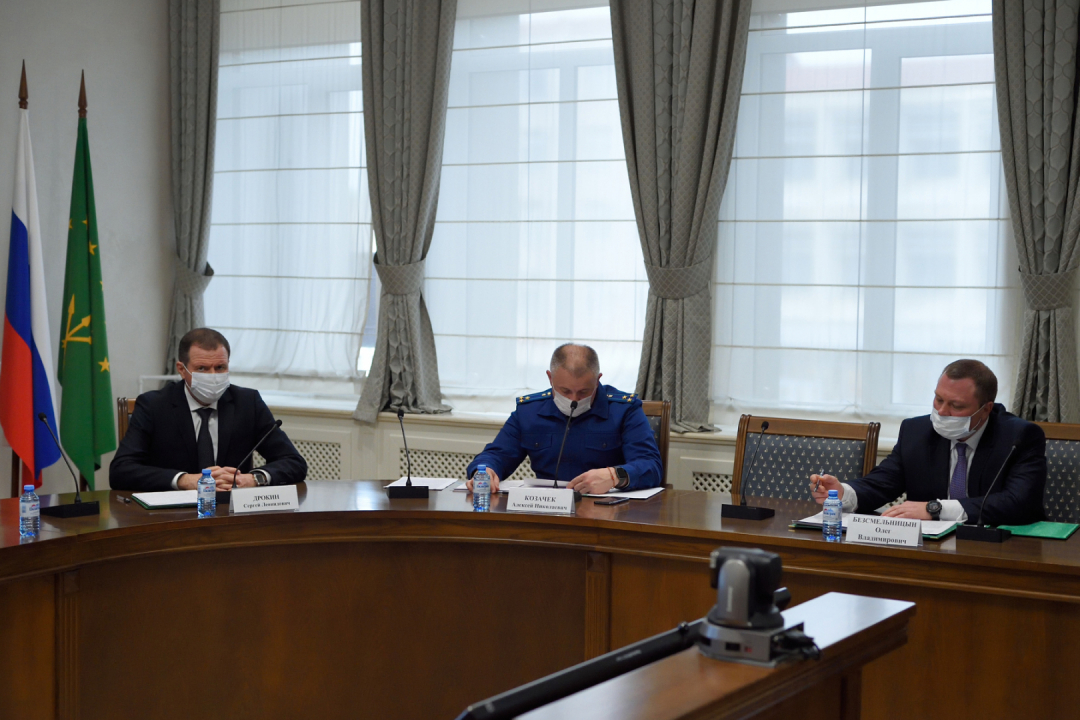 Заседание антитеррористической комиссии проведено в Республике Адыгея