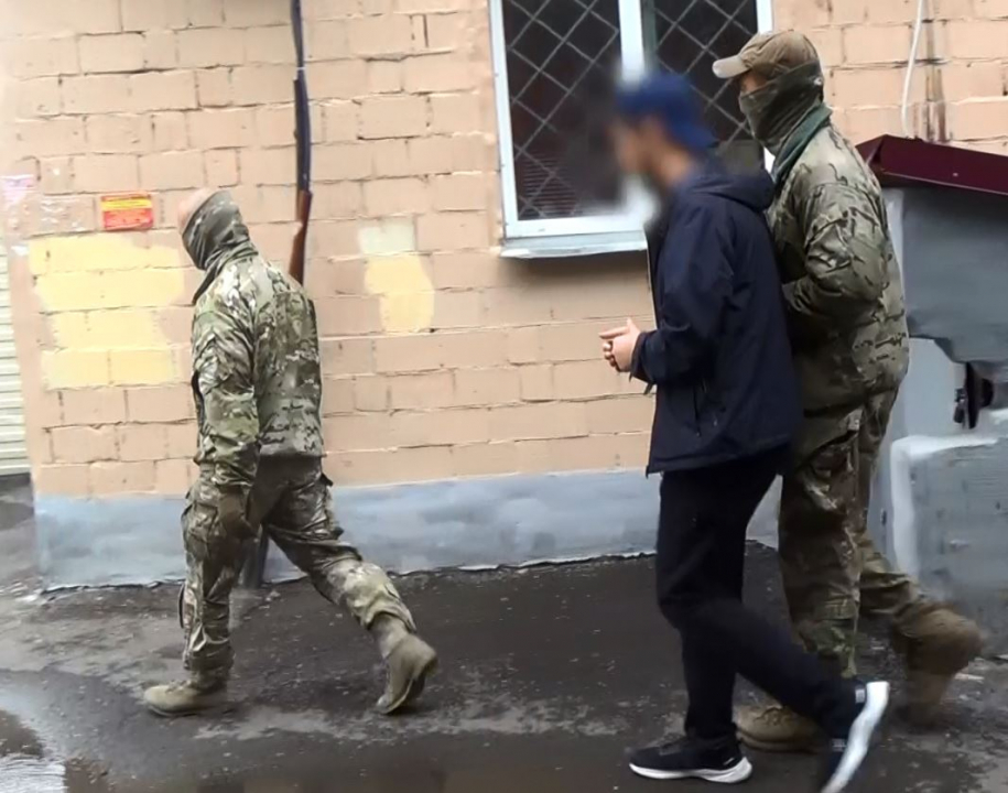 ФСБ России задержаны члены террористической ячейки, действовавшей в Красноярске, Москве и Новосибирске