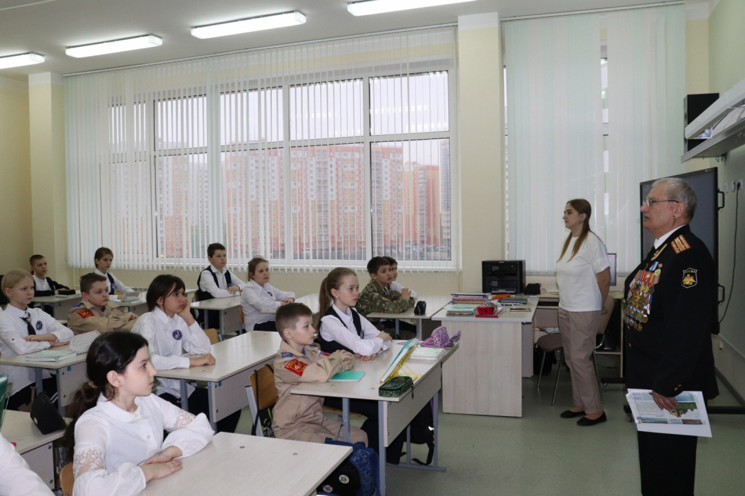 «Десант Славы» в школе № 61 Курска