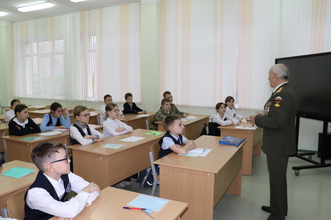 «Десант Славы» в школе № 61 Курска