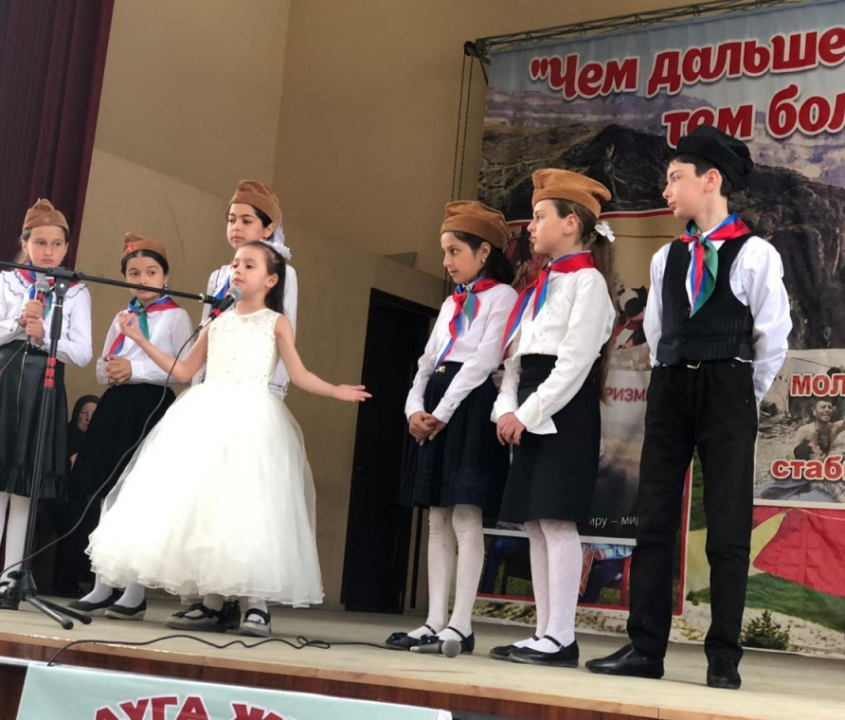 Учащиеся школ муниципалитета приняли участие в конкурсе «Дети Гергебильского района против террора»