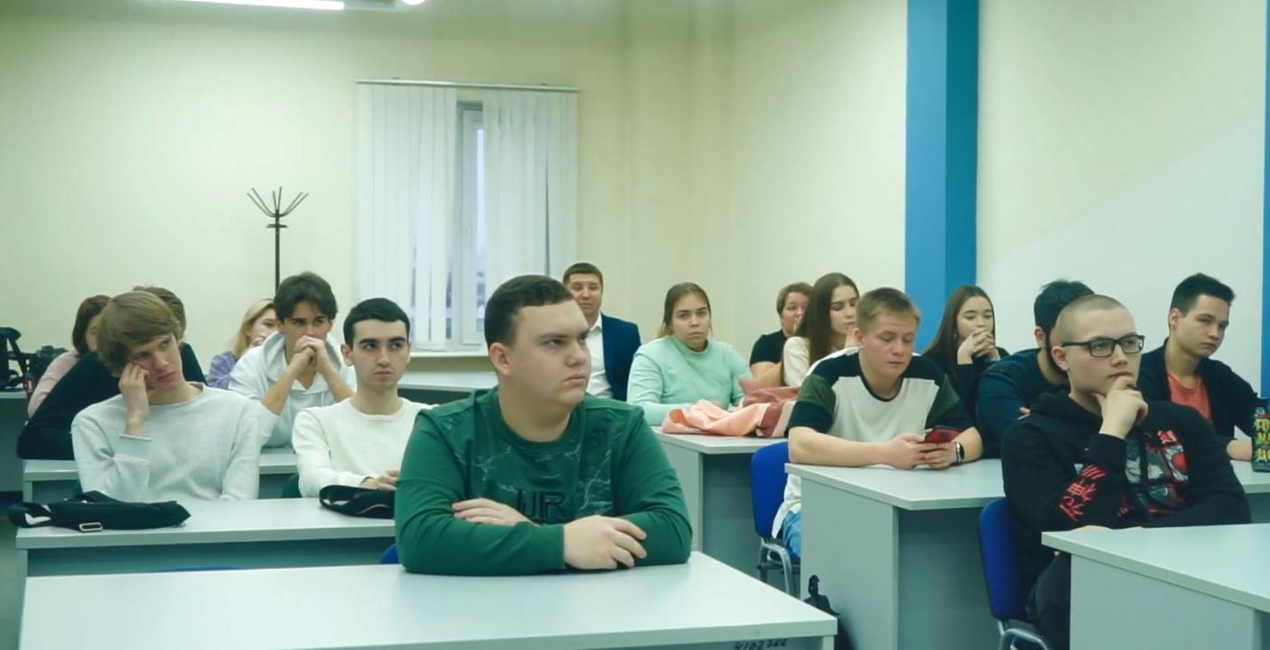 В Республике Коми общественники и полицейские провели для студентов занятия на тему предупреждения экстремизма и терроризма
