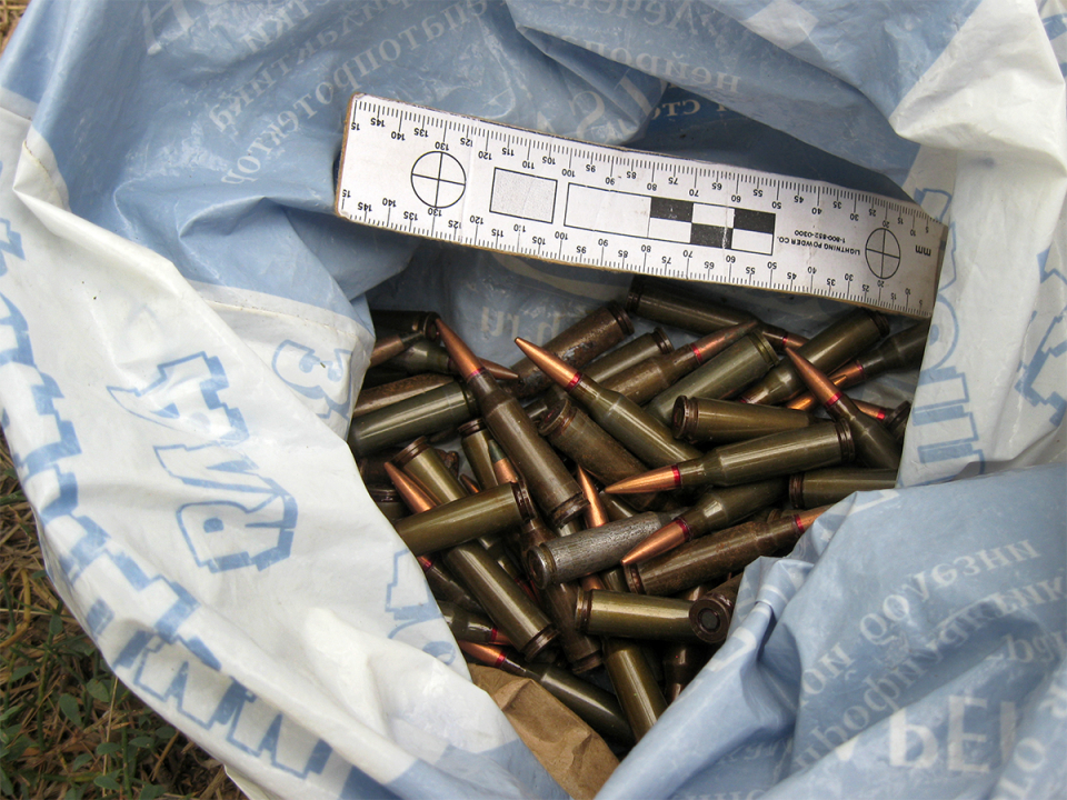 В Дагестане обнаружен бандитский тайник, обезврежено самодельное взрывное устройство