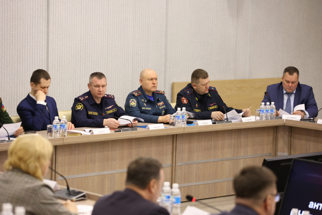 Проведено совместное заседание антитеррористической комиссии и оперативного штаба в Чувашской Республике