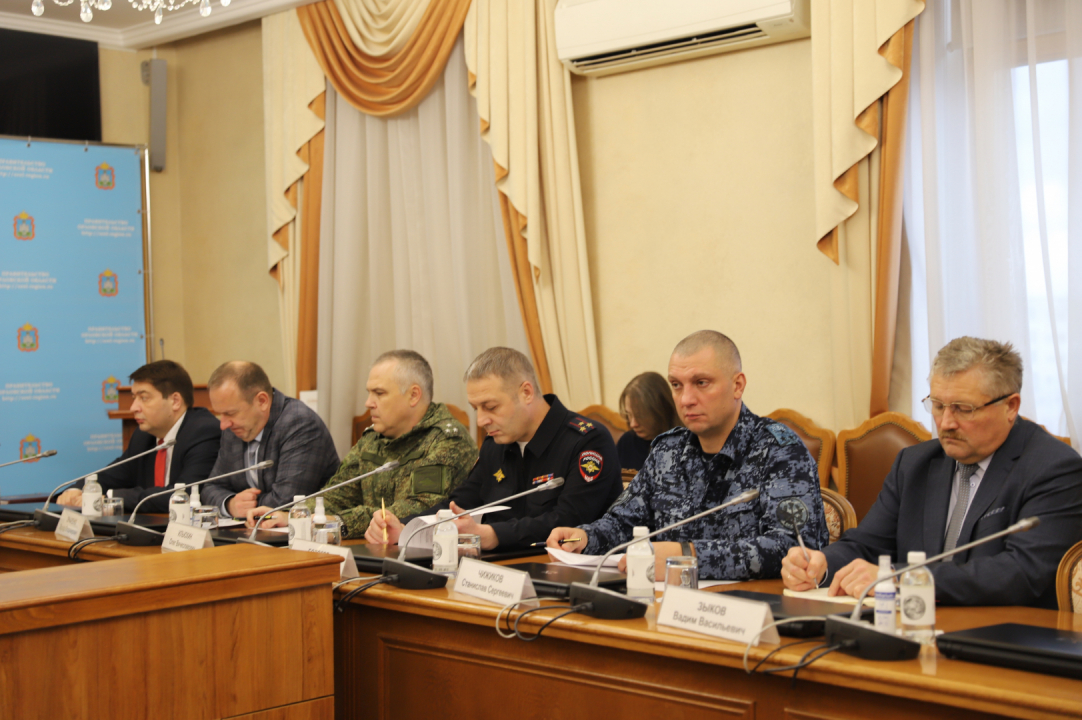 Участники внеочередное заседание Антитеррористической комиссии в Орловской области