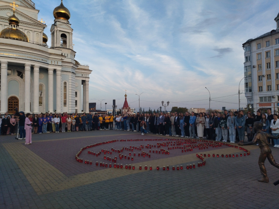 В Мордовии прошла акция памяти "Сердце Беслана"