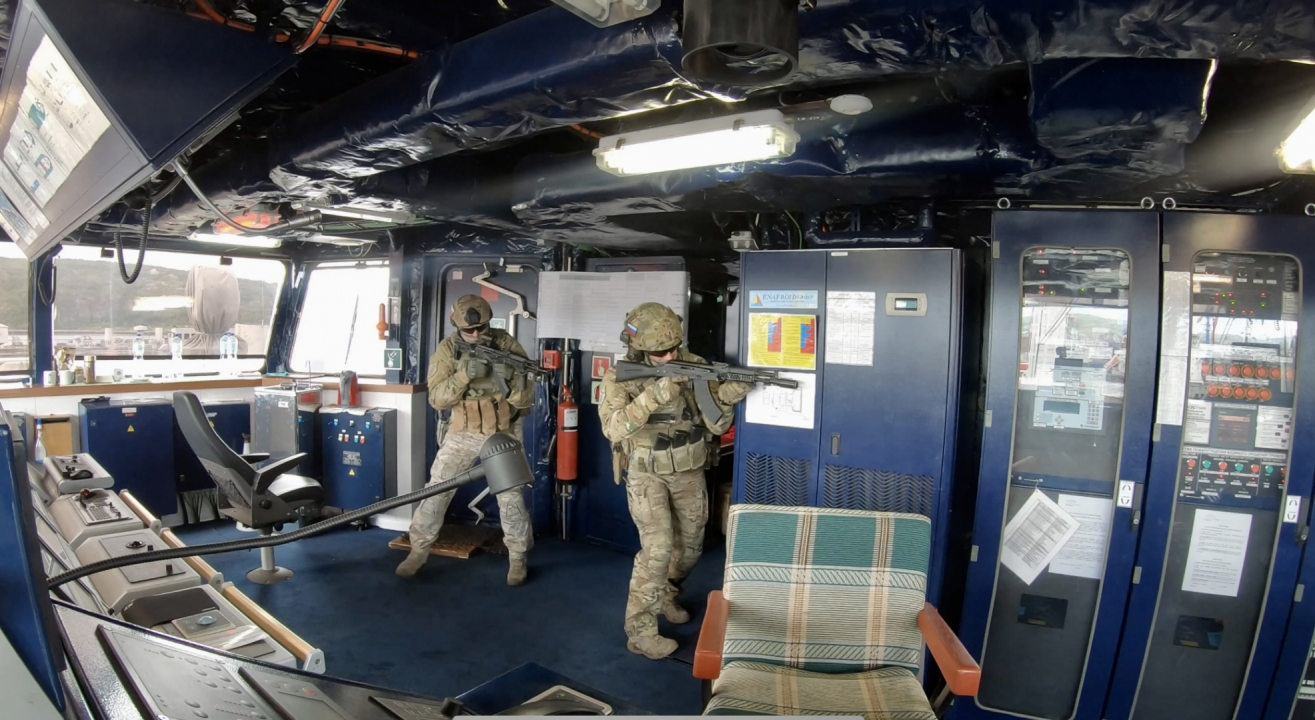 Оперативным штабом в морском районе в городе Мурманске проведено антитеррористическое учение 