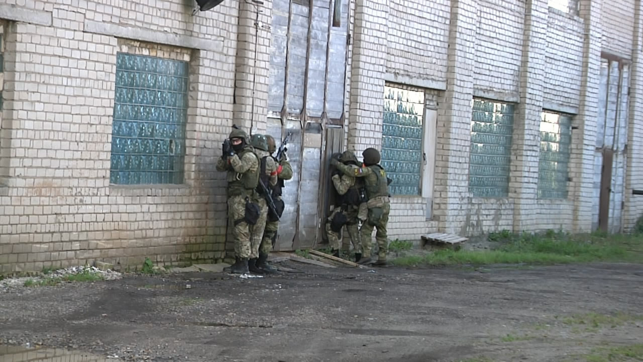 Оперативным штабом в Костромской области на территории г. Костромы проведено тактико-специальное учение