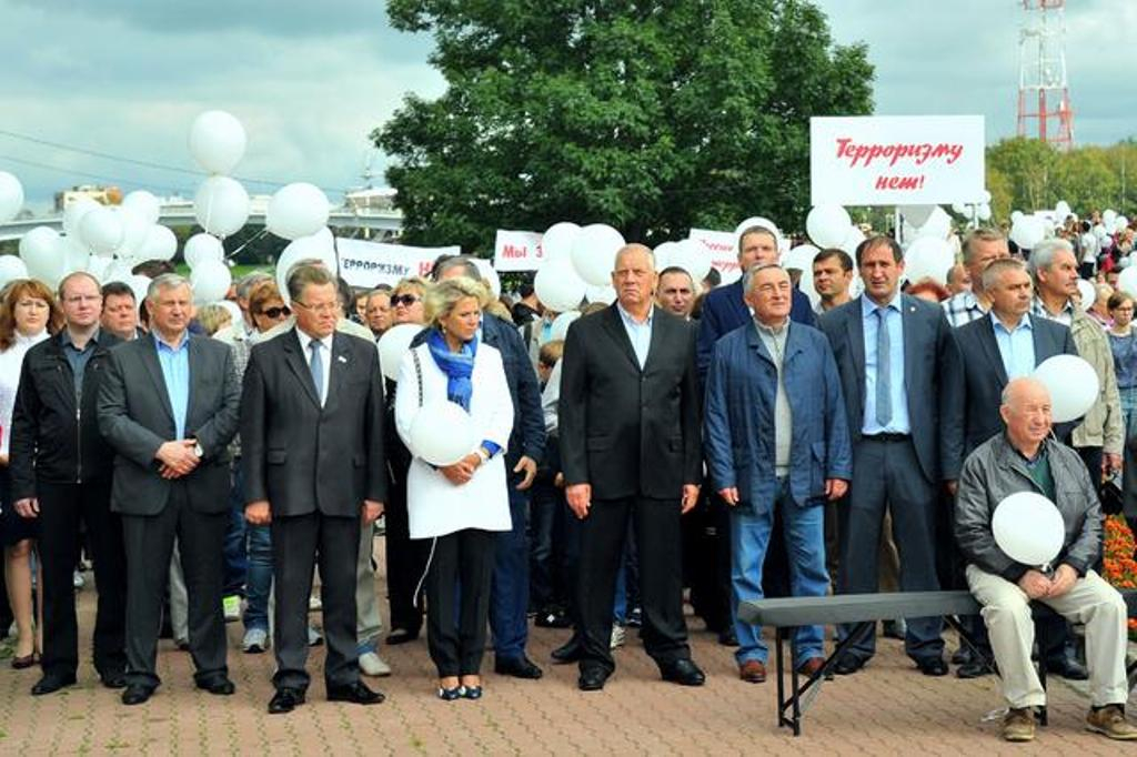 В Великом Новгороде состоялась Акция единства и памяти, посвященная Дню солидарности в борьбе с терроризмом