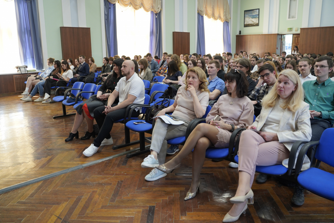 Для нижегородских студентов проведено мероприятие "Время выбрало нас. Великая Отечественная война"