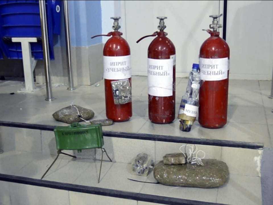 Макеты самодельных взрывных устройств, которые использовались при изучении антитеррористической защищённости объекта