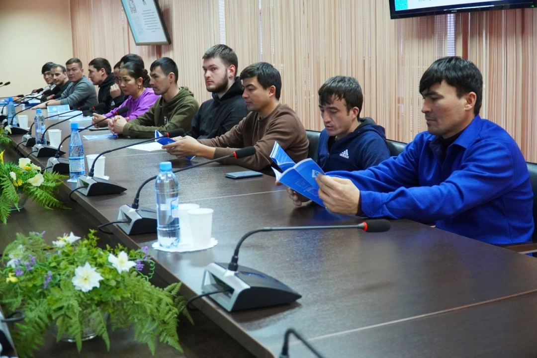 Координационным центром Курганского государственного университета проведена беседа с иностранными студентами 