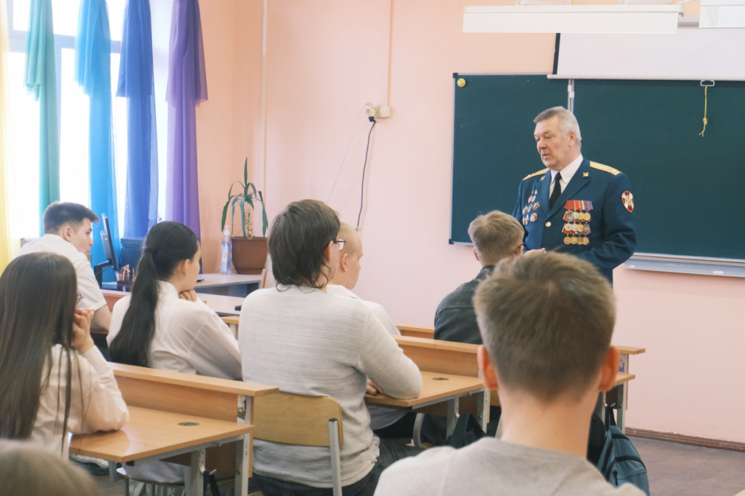 Челябинским школьникам вручили премию Героя России имени Молодова С.Г. 