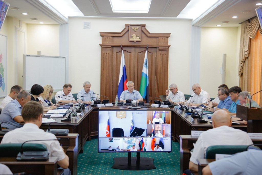 члены АТК в Белгородской области, председатели АТК и члены АТК муниципальных образований в режиме видео-конференц-связи
