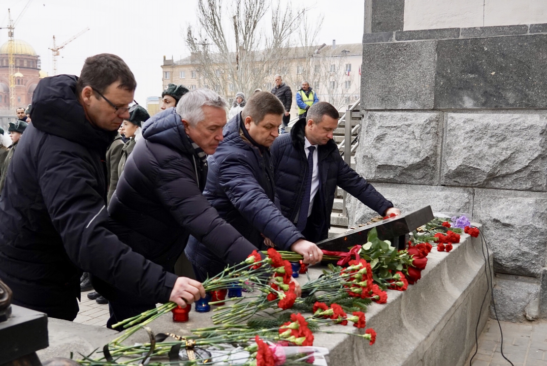 В Волгограде почтили память погибших в результате теракта