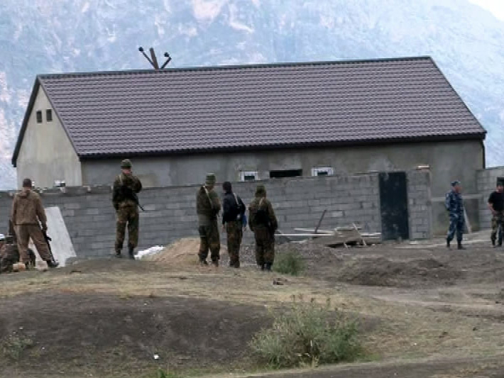 В Дагестане обнаружены и обезврежены два мощных СВУ