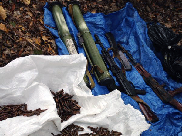 В Дагестане обнаружен тайник с оружием