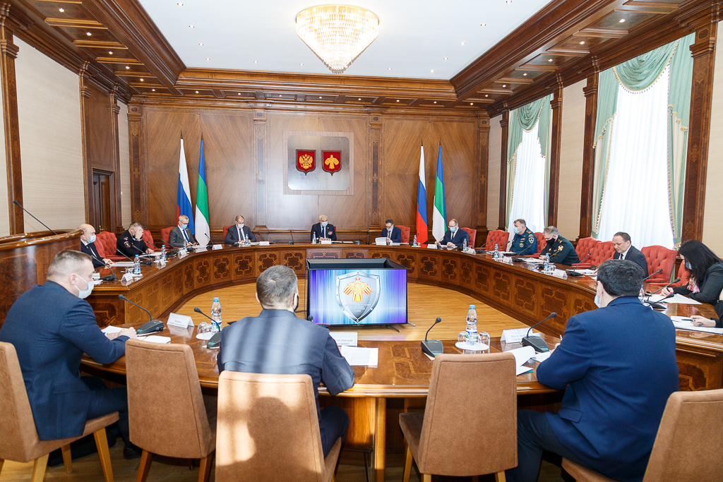 Открытие совместного заседания Антитеррористической комиссии в Республике Коми и оперативного штаба в Республике Коми от 17 февраля 2021 г. (общий план).