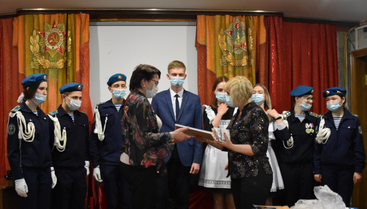 В Мордовии наградили победителей конкурса агитбригад "Честь и Родина"