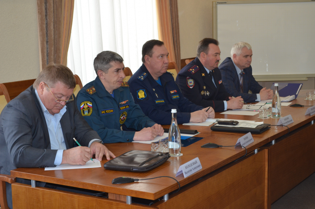 Прошло заседание  антитеррористической комиссии в Белгородской области и Оперативного штаба в Белгородской области