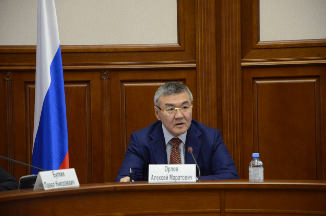 Глава Калмыкии Алексей Орлов провел заседание Антитеррористической комиссии Республики Калмыкия