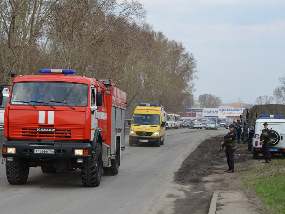 Прибытие групп ликвидации последствии теракта и медицинского обеспечения, аварийно-спасательные формирования г. Кемерово