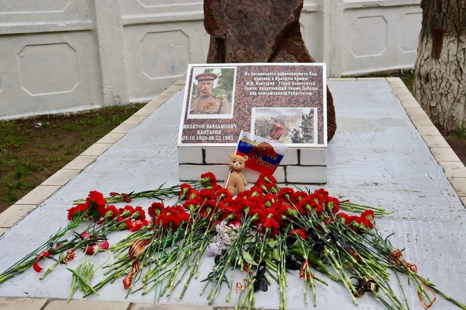 Открытие памятников и воинских мемориалов в Воронежской области