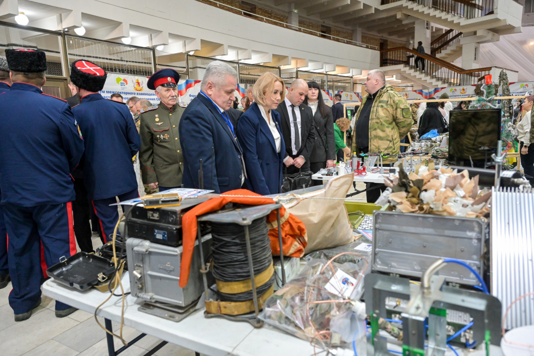 Форум "Общество в условиях проведения СВО" в Воронеже