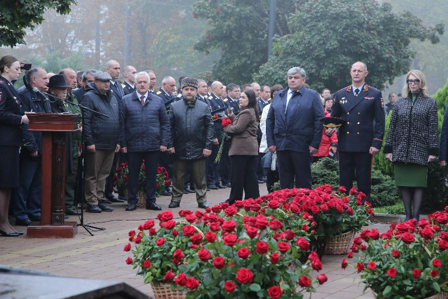В Кабардино-Балкарии почтили память сотрудников правоохранительных органов