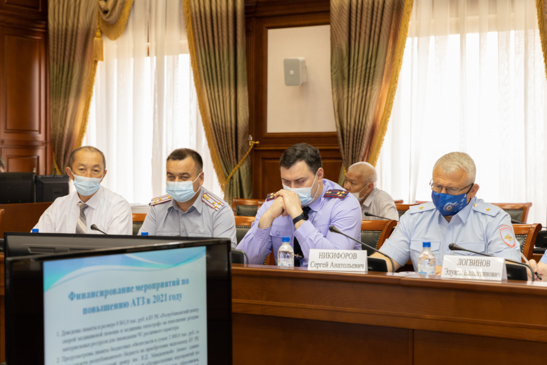 Заседание антитеррористической комиссии проведено в Республике Калмыкия