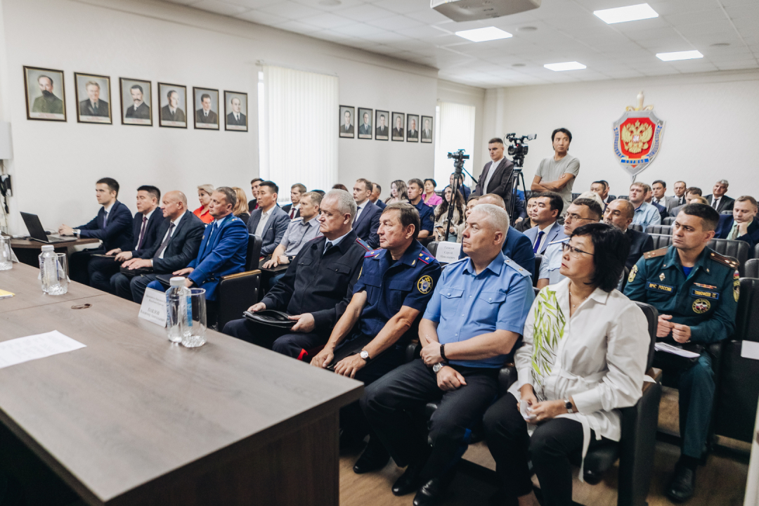 Межведомственное совещание по вопросам информирования населения о преступлениях террористической направленности и мерах по противодействию терроризму в Улан-Удэ