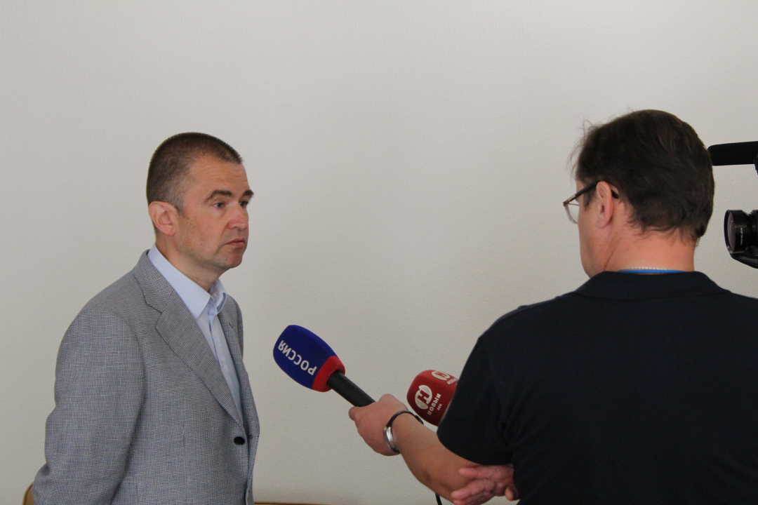 Юрий Смольянинов провел брифинг для региональных СМИ в преддверии «Дня солидарности в борьбе с терроризмом»