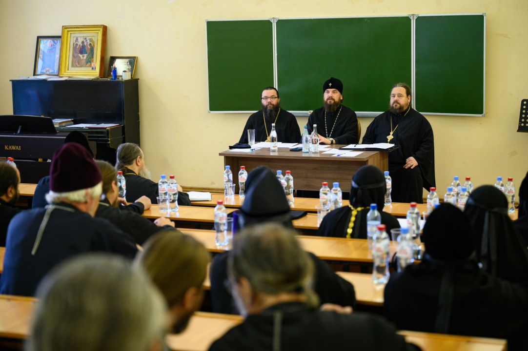 В Псковском епархиальном управлении проведено совещание по вопросам безопасности