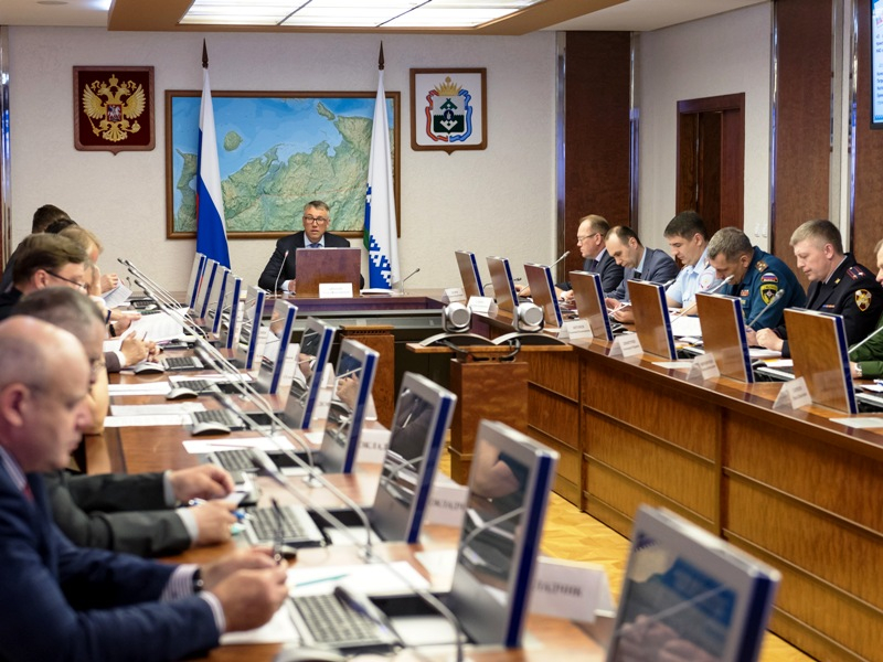 Заседание прошло под председательством губернатора Ненецкого автономного округа Кошина И.В.