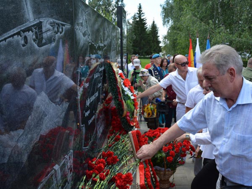 В Воронежской области открыт мемориал воинам,  погибшим в локальных конфликтах