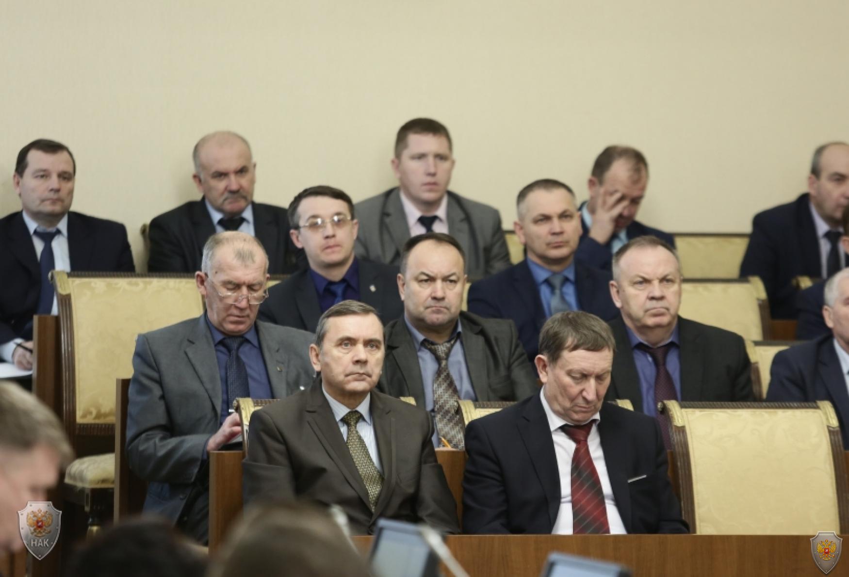 Губернатор Ульяновской области С.И.Морозов  провел совместное заседание антитеррористической комиссии, оперативного штаба в Ульяновской области и Совета безопасности