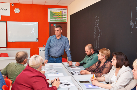 В Волгоградской области проведено занятие с директорами образовательных учреждений по вопросам действий в случае обнаружения беспилотных летательных аппаратов и антитеррористической защищенности образовательных учреждений