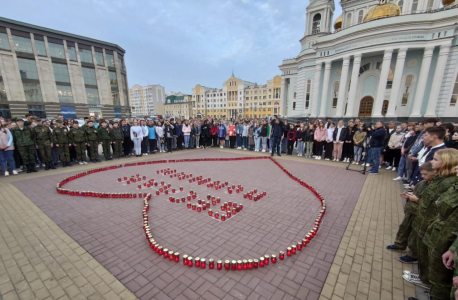 В Саранске прошел флешмоб "Сердце Беслана"