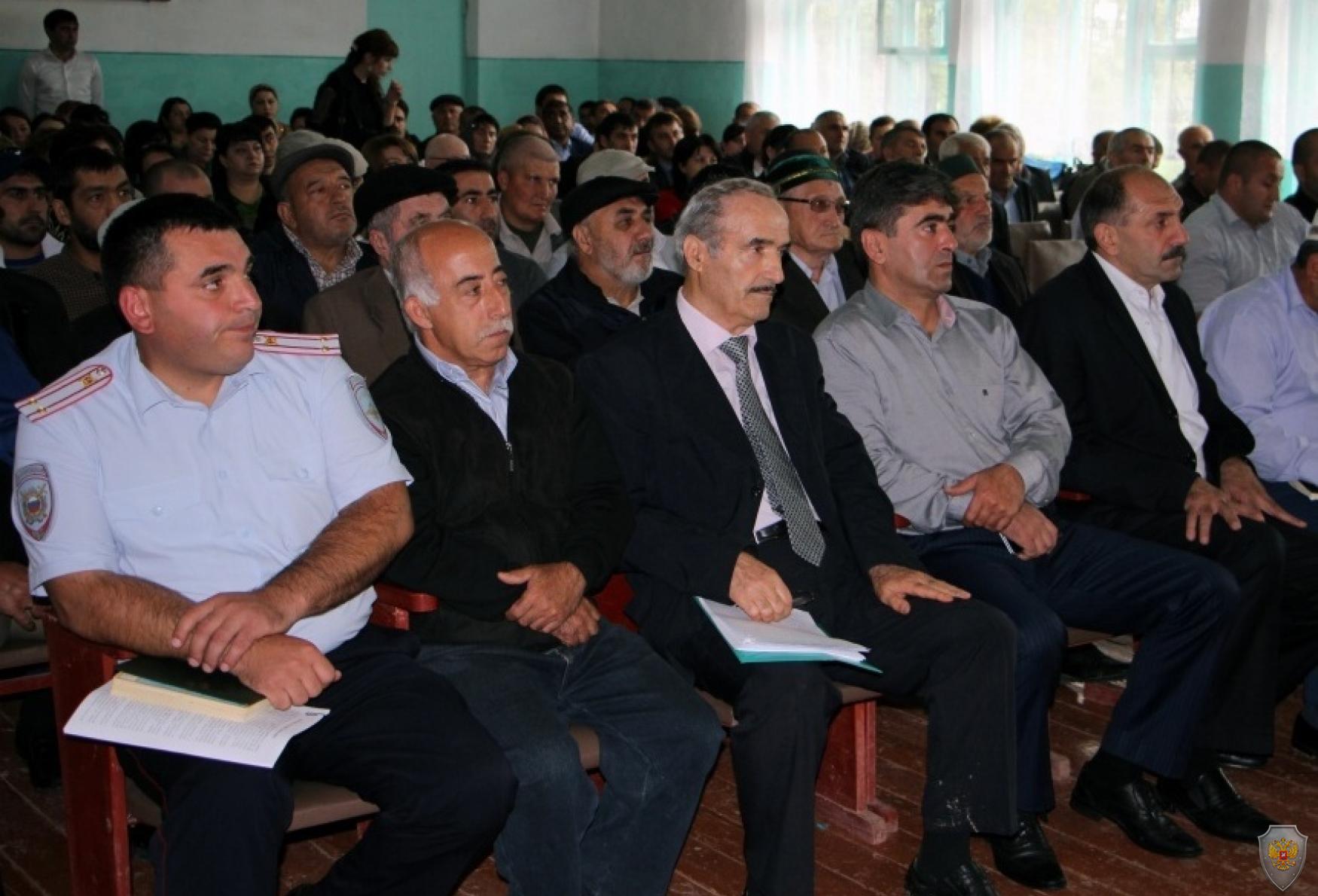 Выездное заседание антитеррористической комиссии Дербентского района состоялось в поселке Белиджи