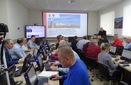 В Москве состоялся выпуск слушателей по программам повышения квалификации «Антитеррористическая защищенность объектов»